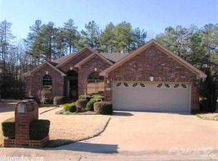 10006 Regent Cir, Little Rock, AR 72204