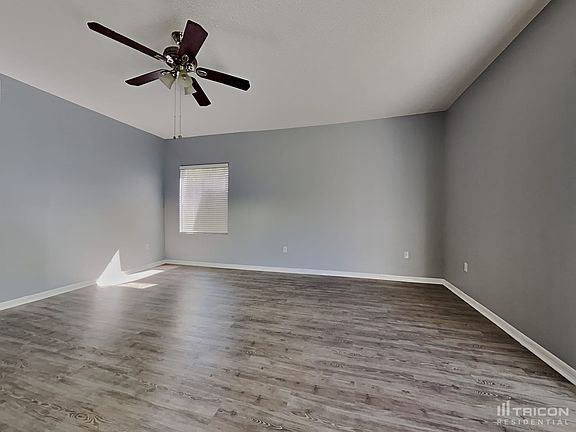 3rd image of 4217 Harbor Lake Dr