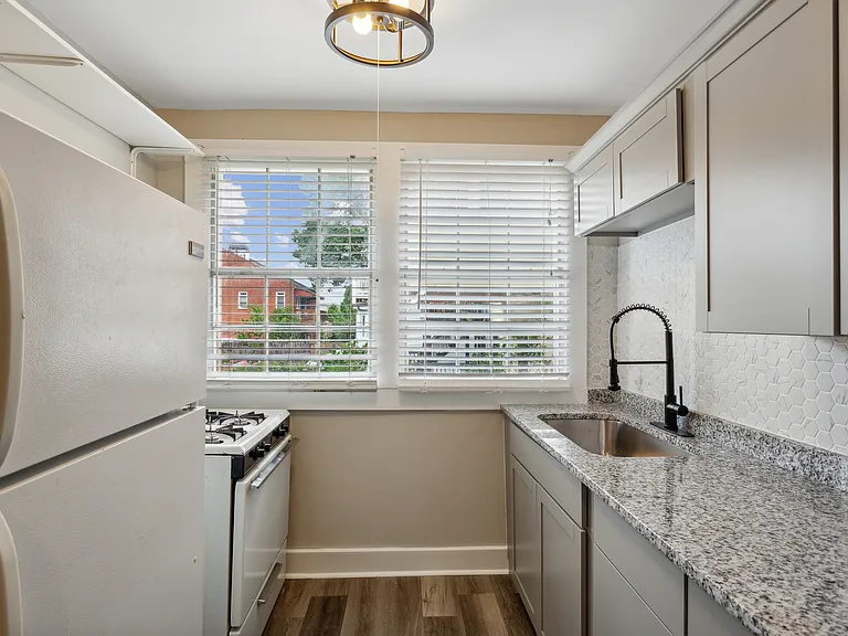 790 Ponce De Leon Pl NE #16 — Photo 7