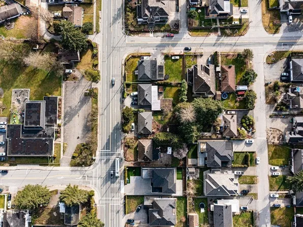 12380 96th Ave, Surrey, BC V3V 1W7