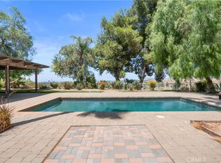 11064 McBroom St, Sunland, CA 91040