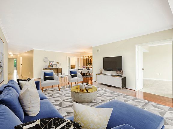 2nd image of 1300 Crystal Dr #706