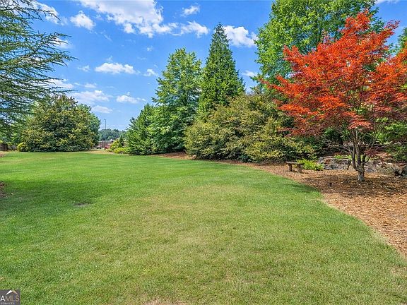 5th image of 2792 Springbluff Ln