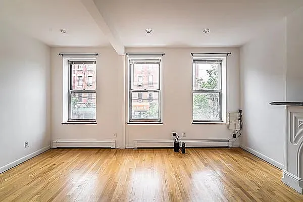 Rented by Realty Collective | media 13