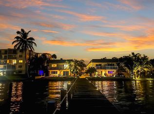 1100 S Lake Dr APT 22, Lake Worth, FL 33462