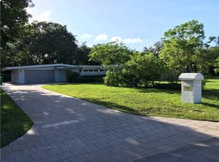 11901 SW 68th Ct, Pinecrest, FL 33156