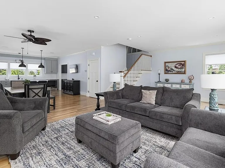3 Oak St — Photo 18