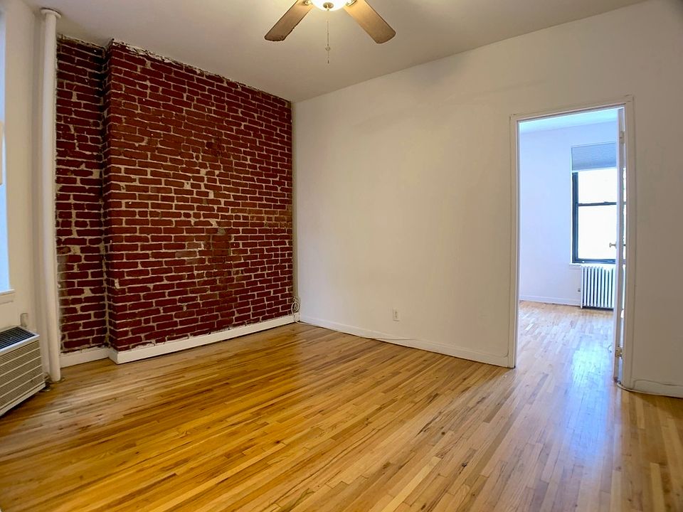 2nd image of 242 E 77th St #5R