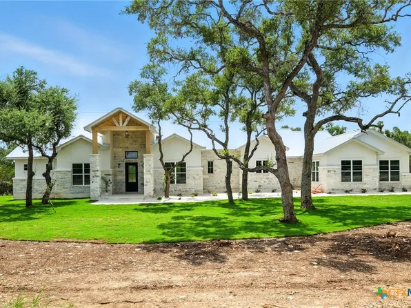 907 Serene Park Dr, Spring Branch, TX 78070