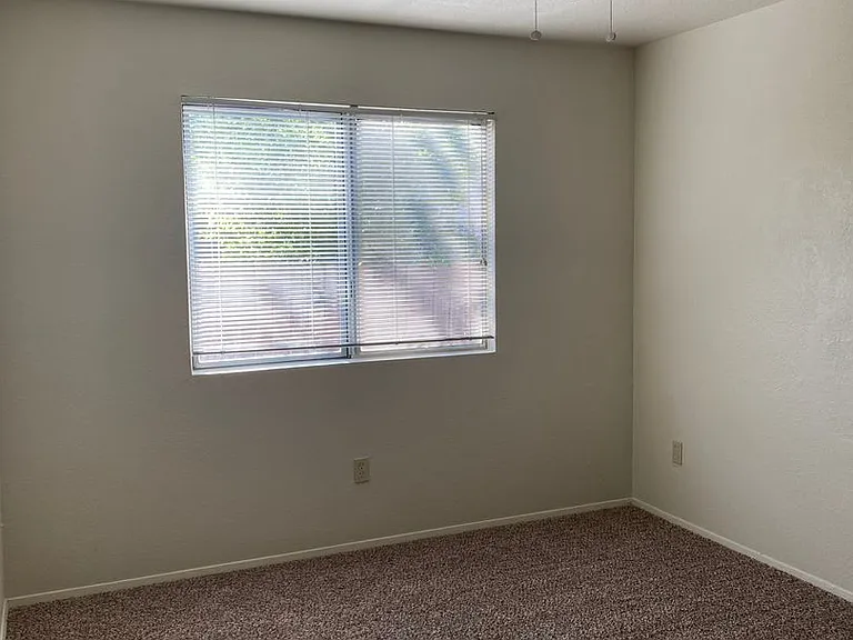 1124 Layton Rd — Photo 8
