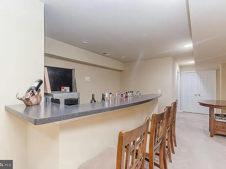 113 Setting Sun Ct — Photo 37