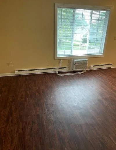 Waterfront Apartments — Photo 5
