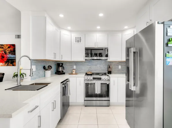 600 Egret Cir APT 7205, Delray Beach, FL 33444