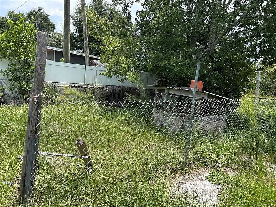 2nd image of 3119 3RD STREET