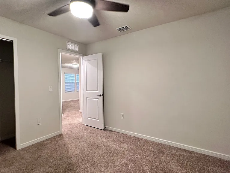 3074 Green Park Dr — Photo 43