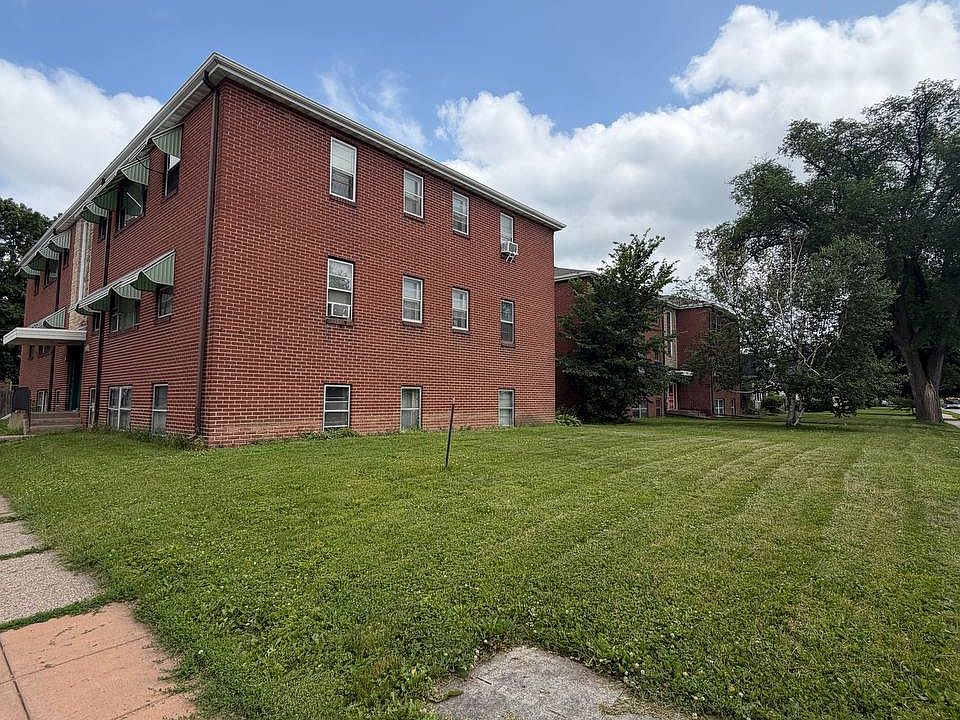 1st image of 1511 Larpenteur Ave W #2