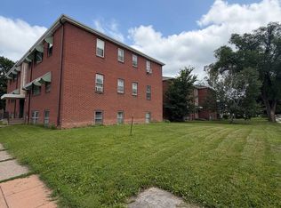 1511 Larpenteur Ave W #2, Saint Paul, MN 55113