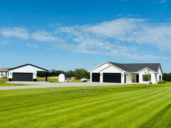18142 705th Ave, Dassel, MN 55325