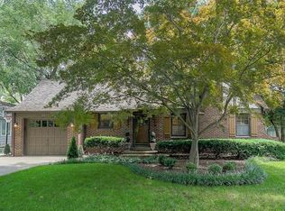 5417 Norwood Rd, Mission, KS 66205