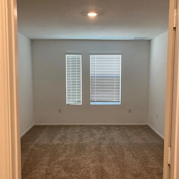 7204 Dancing Wind Ln — Photo 13