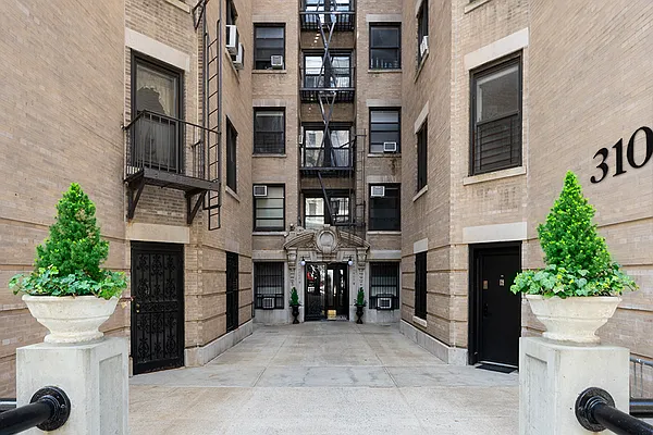 Sold by Compass | media 12