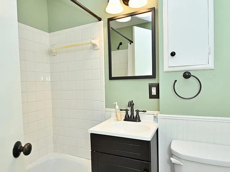 639 Massachusetts Ave NE #1 — Photo 19