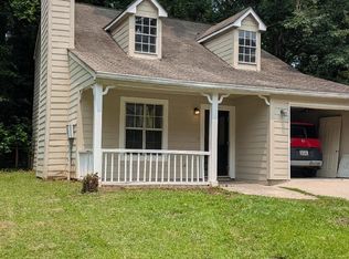 1009 Autumn Crest Ct, Stone Mountain, GA 30083
