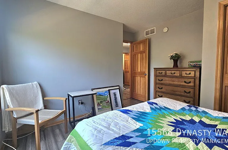 15568 Dynasty Way — Photo 16