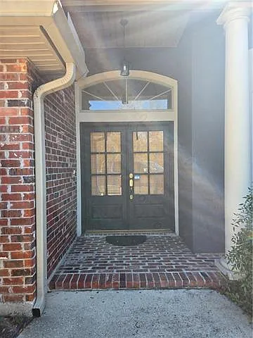 4 bed, 2.5 bath, 2250 sqft, $3,000 — Photo 4
