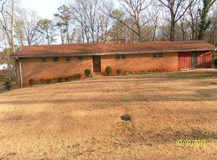 1116 Allgood Rd, Stone Mountain, GA 30083