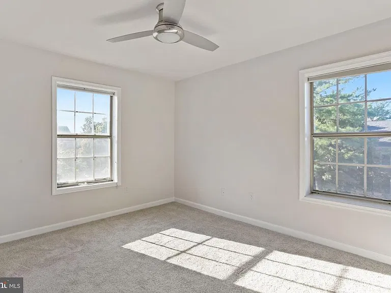1454 McLean Mews Ct — Photo 18