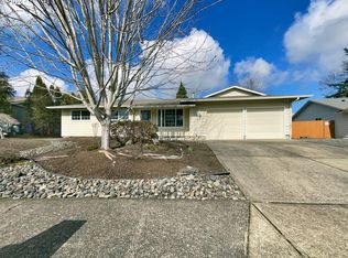 3225 NE 5th St, Gresham, OR 97030