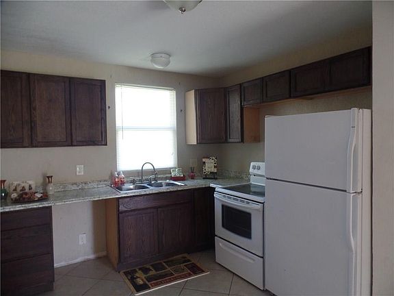 4th image of 4245 Lorin Ave