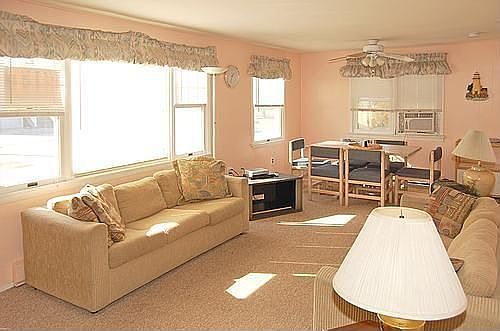 2nd image of 7 E Alabama Ave #(99th)