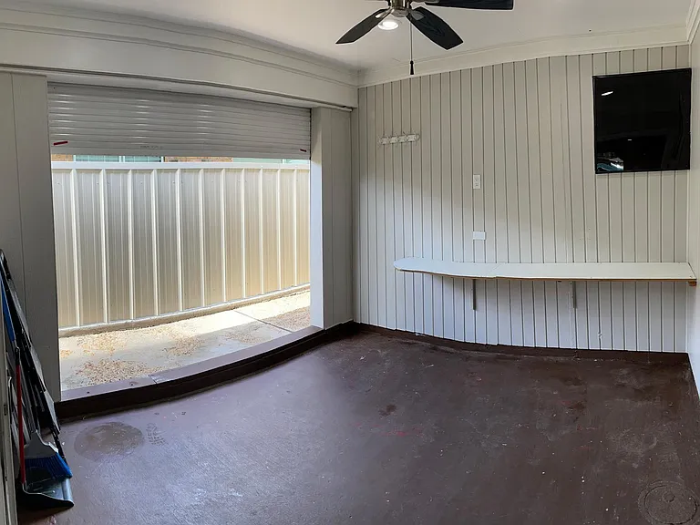 2204 Indiana Ave — Photo 13
