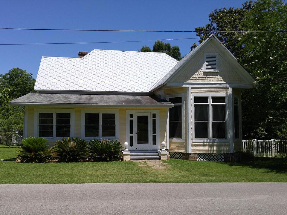 1st image of 422 N Columbia St