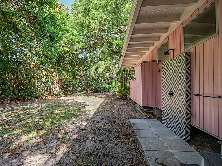 1881 E Barefoot Pl — Photo 49