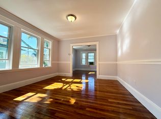 27 Seven Pines Ave, Cambridge, MA 02140
