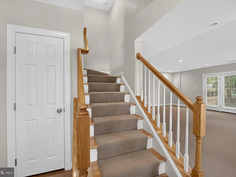 30 Sharpstead Ln — Photo 59