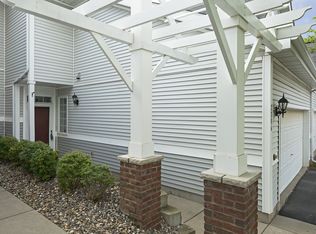 2086 Mainstreet, Hopkins, MN 55343