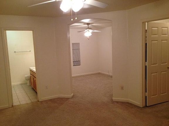 MasterSuite Sitting Area