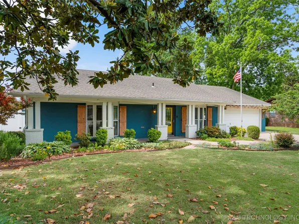 1022 W E St, Jenks, OK 74037