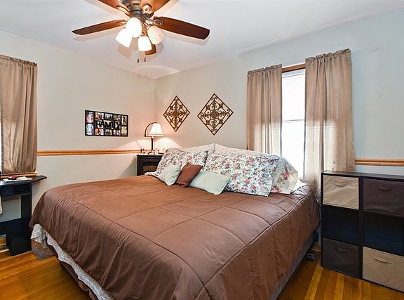 4th image of 8254 Oak Park Ave