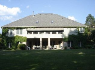 667 Stoneridge Dr, Adrian, MI