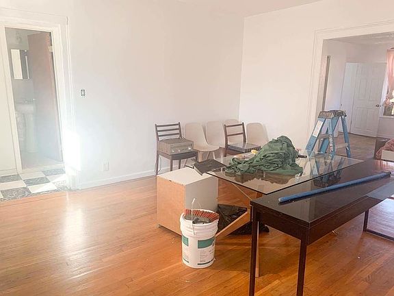 4th image of 55 Franklin St Floor 3