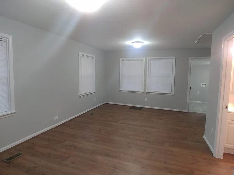 125 Church Ave — Photo 9