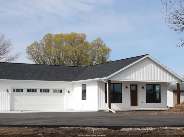 W5311 E Pioneer Rd, Fond Du Lac, WI 54935
