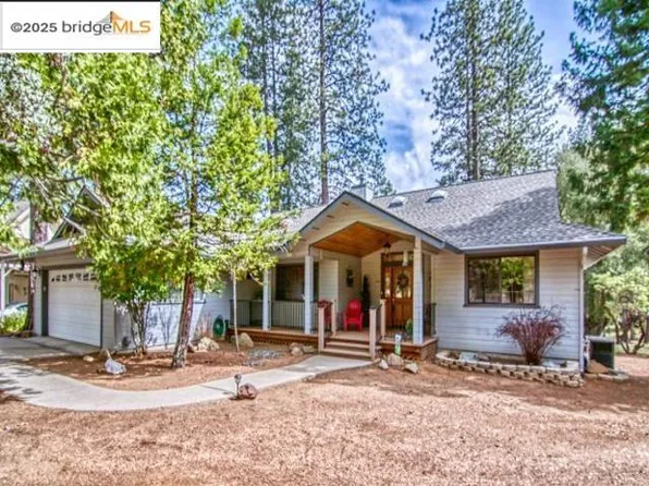 20838 Knollcrest Ct, Groveland, CA 95321