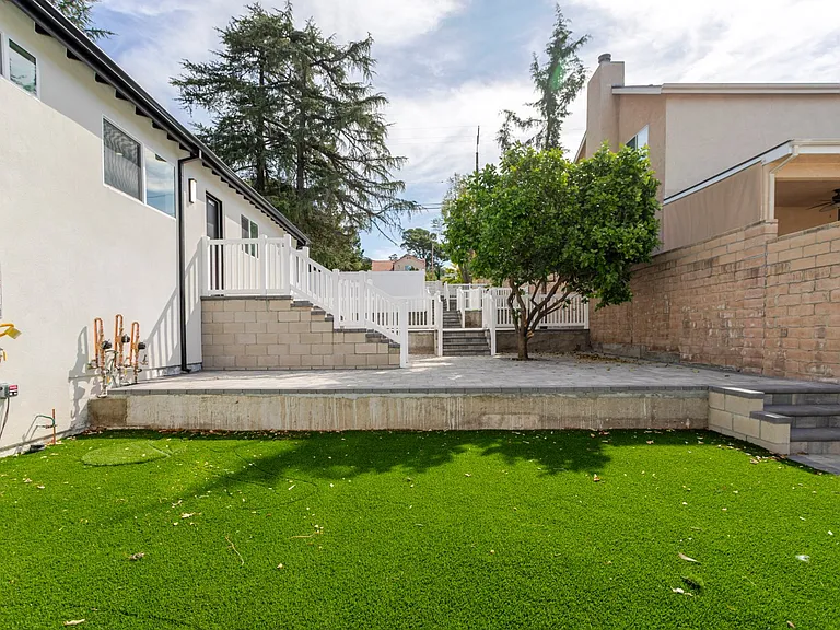 10423 Pinyon Ave — Photo 15