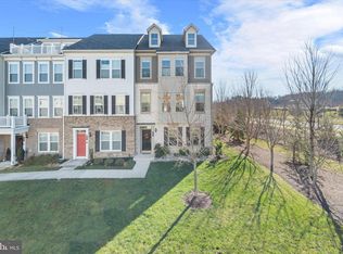 2033 Alder Ln, Dumfries, VA 22026